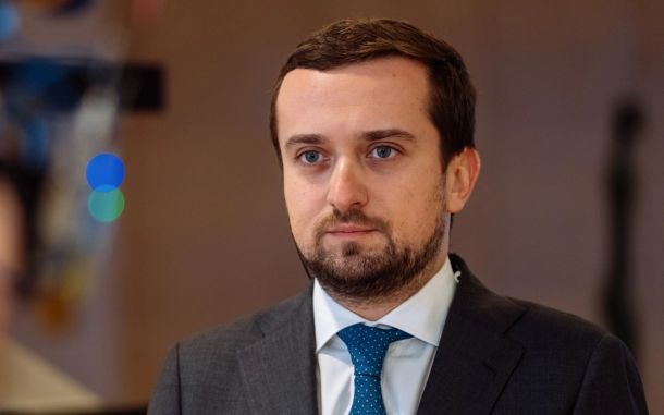 Тимошенка звільнено з посади заступника голови Офісу президента