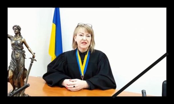 Суддя Вікторія Мальована-Крогер, 49 років.